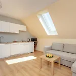 Stylowe Na Wybrzezu Niedaleko Plazy W Chlapowie By Renters *