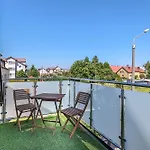 Stylowe Na Wybrzezu Niedaleko Plazy W Chlapowie By Renters *