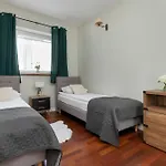 Stylowe Na Wybrzezu Niedaleko Plazy W Chlapowie By Renters * Владыславово