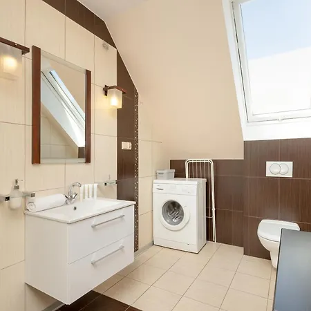 Stylowe Na Wybrzezu Niedaleko Plazy W Chlapowie By Renters *