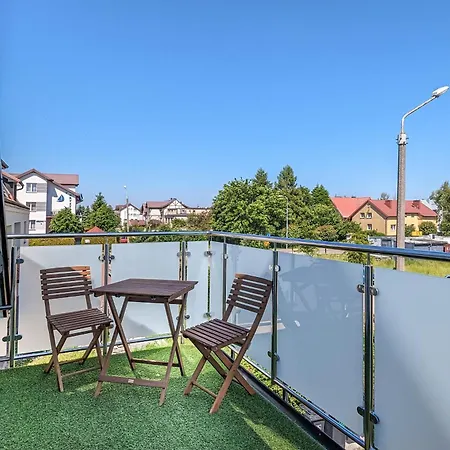 Stylowe Na Wybrzezu Niedaleko Plazy W Chlapowie By Renters *