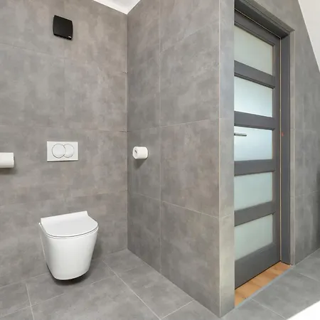 Appartement Stylowe Na Wybrzezu Niedaleko Plazy W Chlapowie By Renters