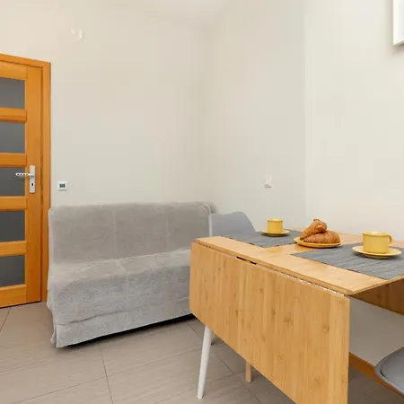 Appartement Stylowe Na Wybrzezu Niedaleko Plazy W Chlapowie By Renters