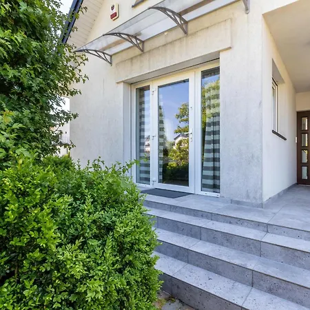 Stylowe Na Wybrzezu Niedaleko Plazy W Chlapowie By Renters Apartament