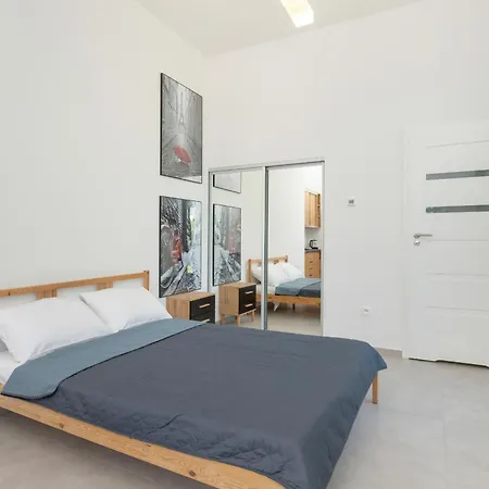 Apartament Stylowe Na Wybrzezu Niedaleko Plazy W Chlapowie By Renters