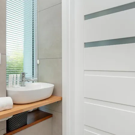 Stylowe Na Wybrzezu Niedaleko Plazy W Chlapowie By Renters *