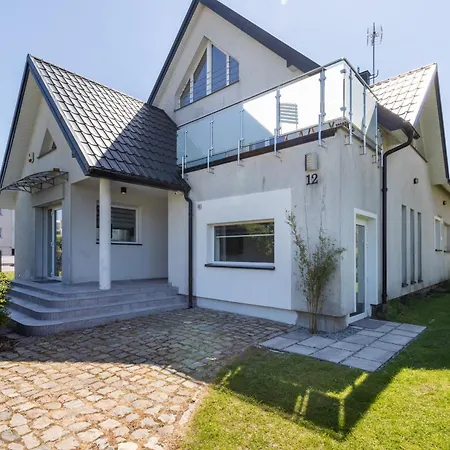 Apartment Stylowe Na Wybrzezu Niedaleko Plazy W Chlapowie By Rent Like Wladyslawowo