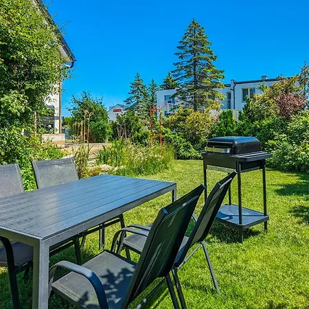 Appartement Stylowe Na Wybrzezu Niedaleko Plazy W Chlapowie By Renters *