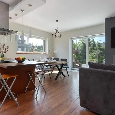 Apartment Stylowe Na Wybrzezu Niedaleko Plazy W Chlapowie By Rent Like