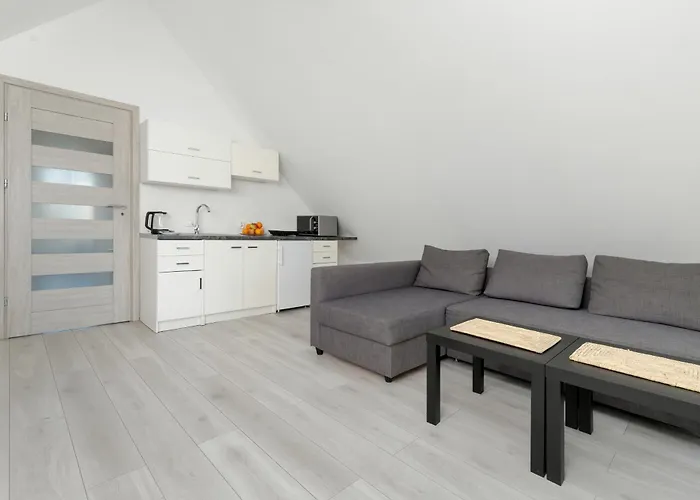 Stylowe Na Wybrzezu Niedaleko Plazy W Chlapowie By Renters *