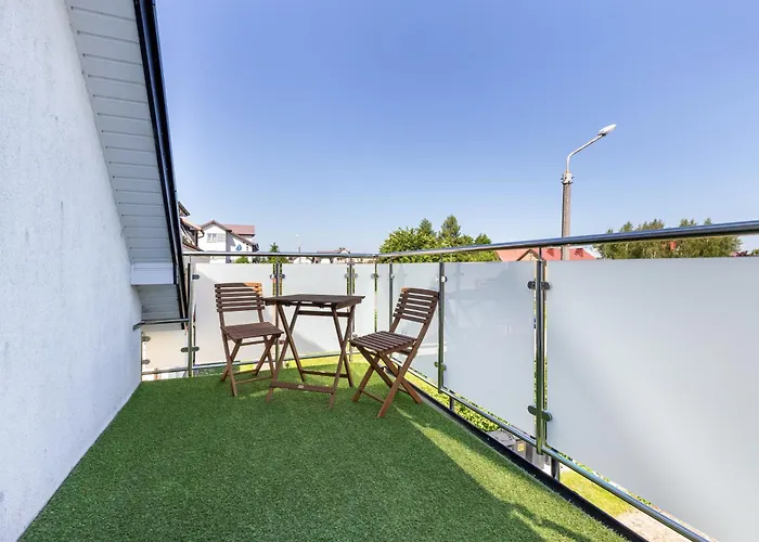 Stylowe Na Wybrzezu Niedaleko Plazy W Chlapowie By Renters *