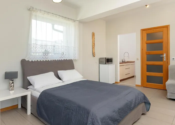 Stylowe Na Wybrzezu Niedaleko Plazy W Chlapowie By Renters *