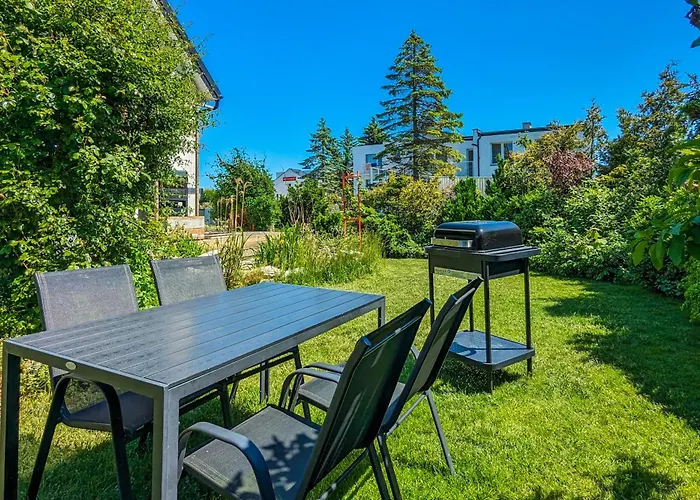 Lägenhet Stylowe Na Wybrzezu Niedaleko Plazy W Chlapowie By Renters *